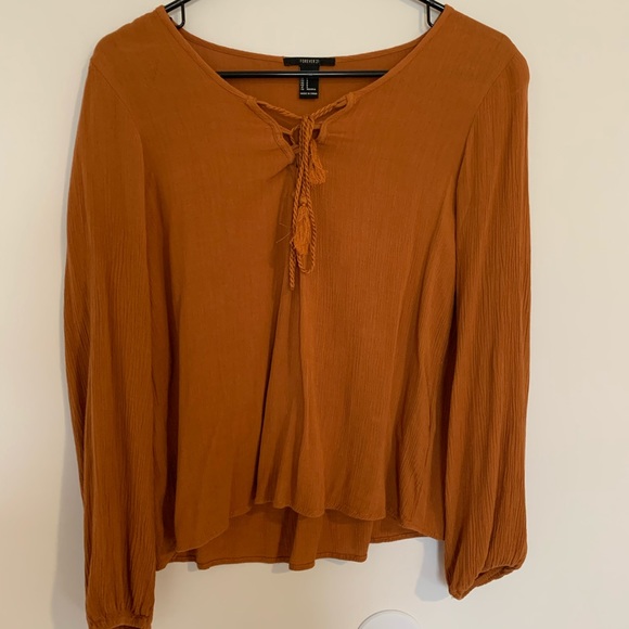 Forever 21 Tied Up Shirt - Picture 2 of 3